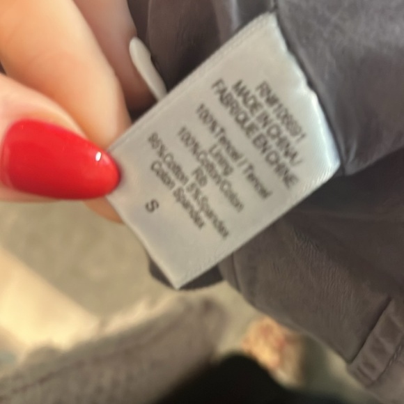 Young Fabulous & Broke “Fara” Crop Jacket Bomber Tencel Convertible Size Small - Picture 10 of 12